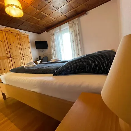 בית הארחה Haus St. Martin *